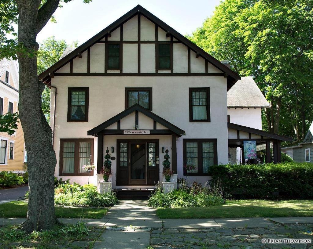 Rosewood Inn Корнинг Экстерьер фото