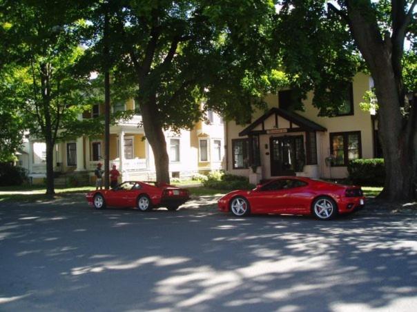 Rosewood Inn Корнинг Экстерьер фото