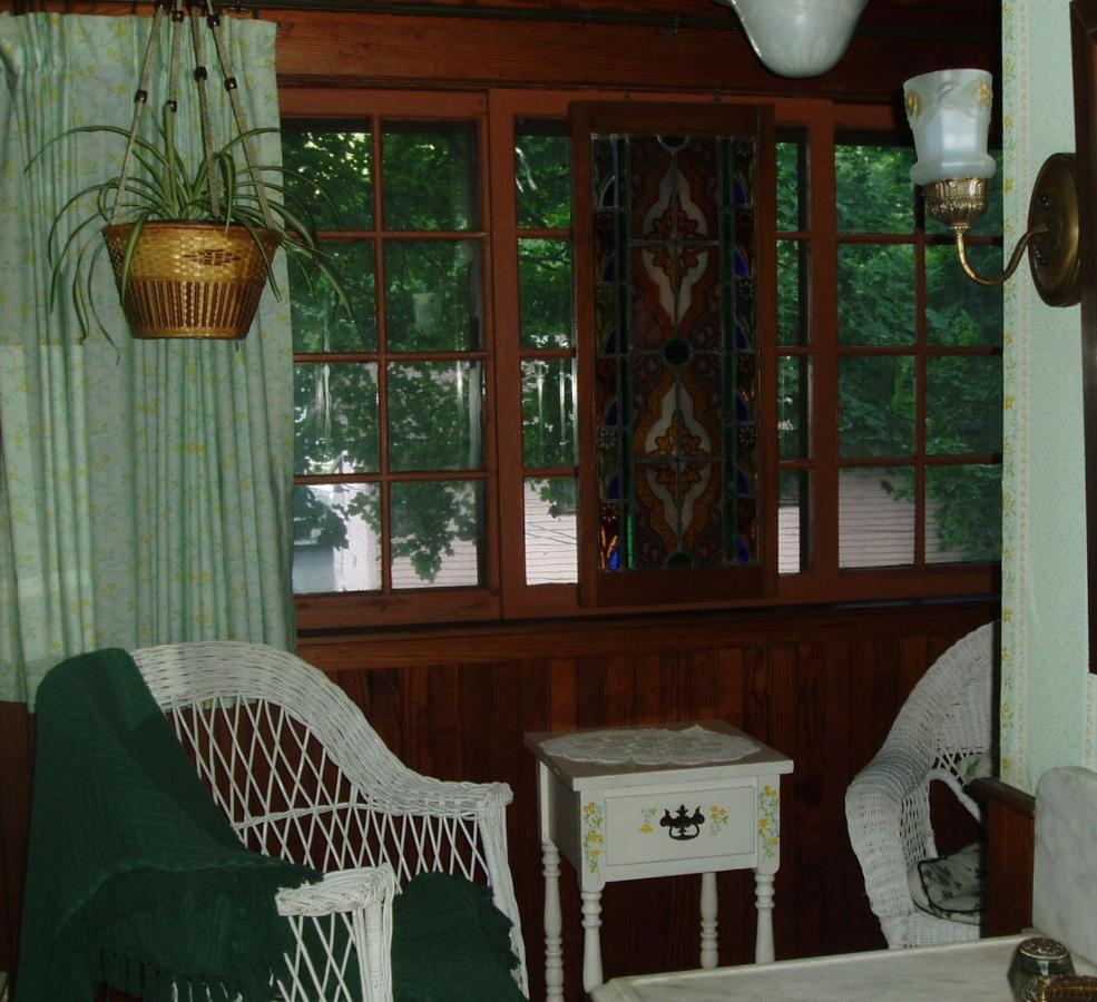 Rosewood Inn Корнинг Экстерьер фото